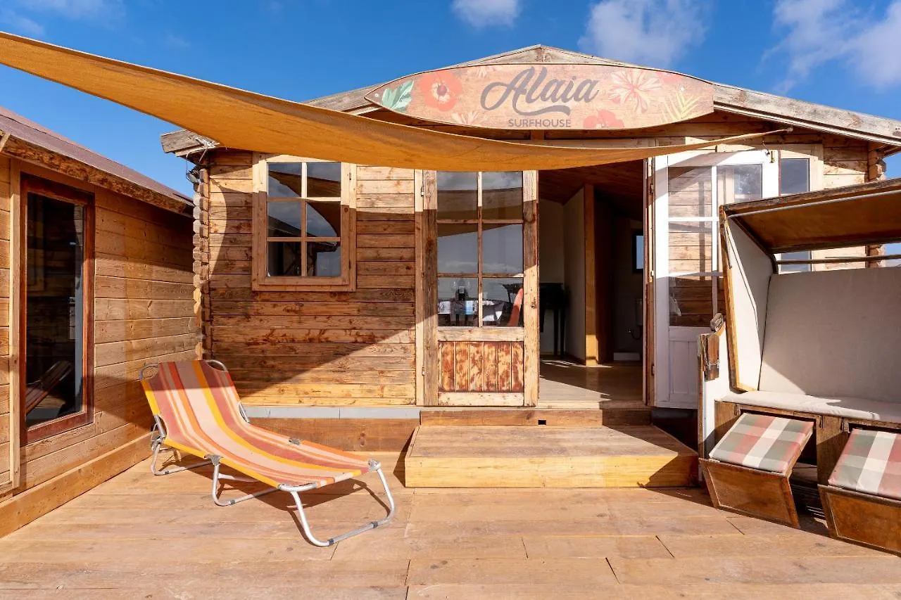 Alaia Tiny House Between Volcanoes And Beach Breaks Albergue Cotillo