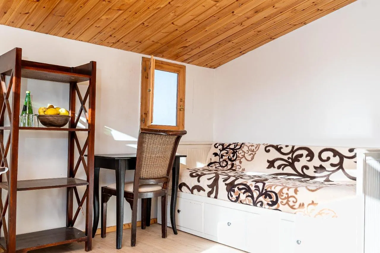 Hostal Alaia Tiny House Between Volcanoes And Beach Breaks Albergue Cotillo
